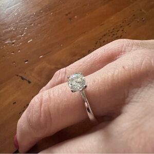 Elegant Silver Solitaire Ring. Grandmas Jewelry. Approx size 7